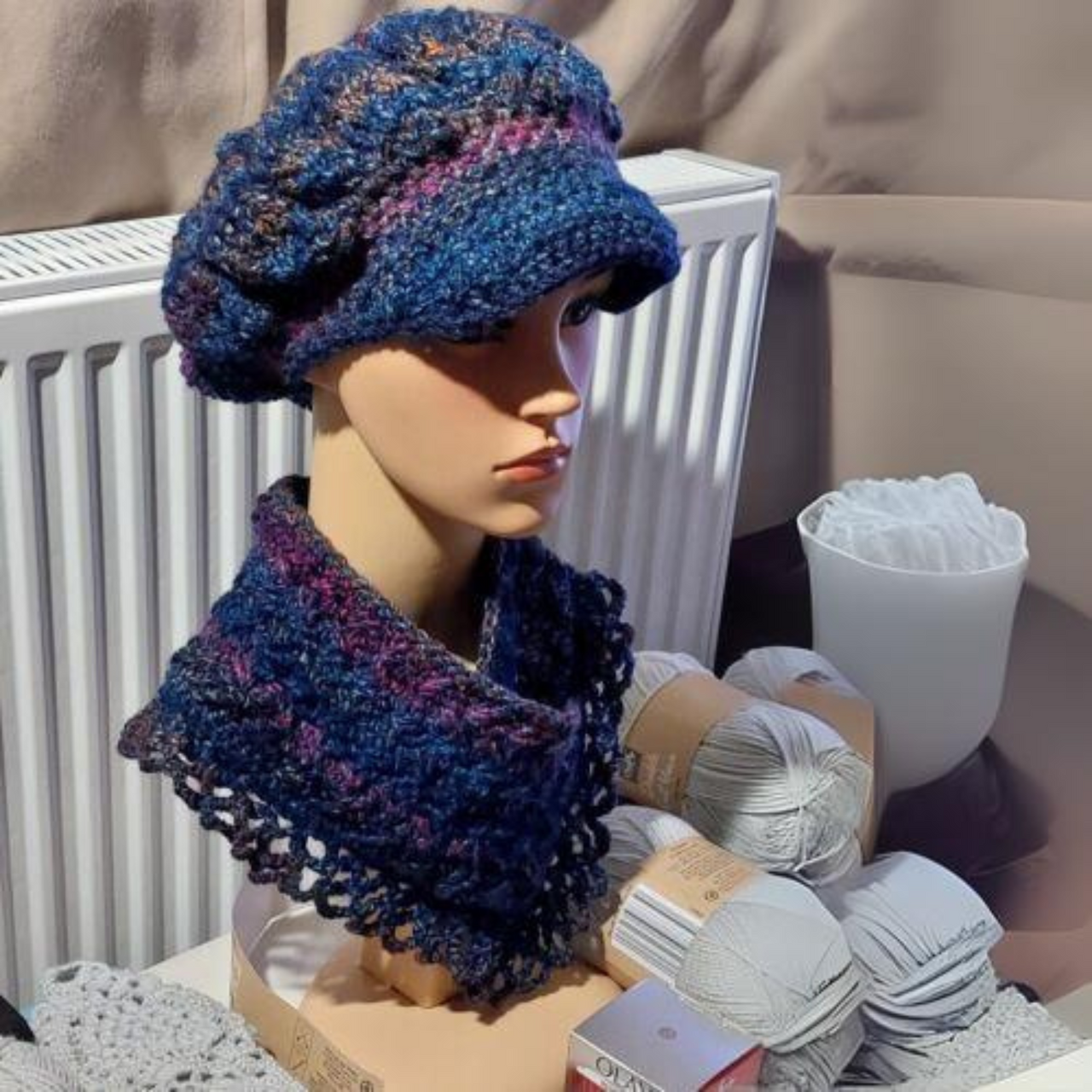 Top Quality Tall Female Mannequin/dummy Head For Hats, Wigs, Scarfs