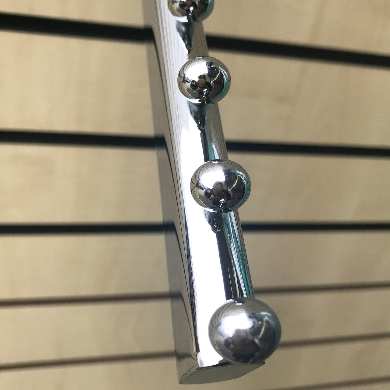 11 Ball Waterfall Sloping Display Arm For Slatwall