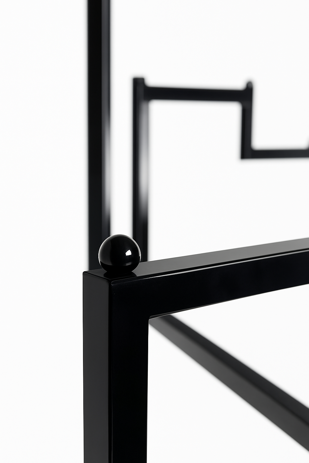 Heavy Duty 2-Way Step Arm Clothing Rail – Adjustable Black Retail Display Stand  with Castors & Brakes