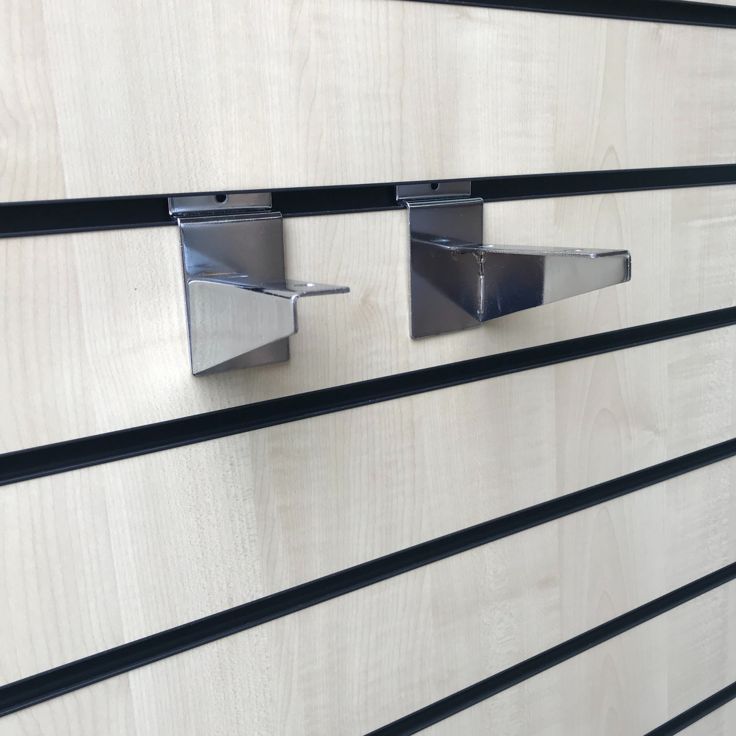 100mm Wooden Shelf Brackets For Slatwall Shop Fittings Heavy Duty In Chrome