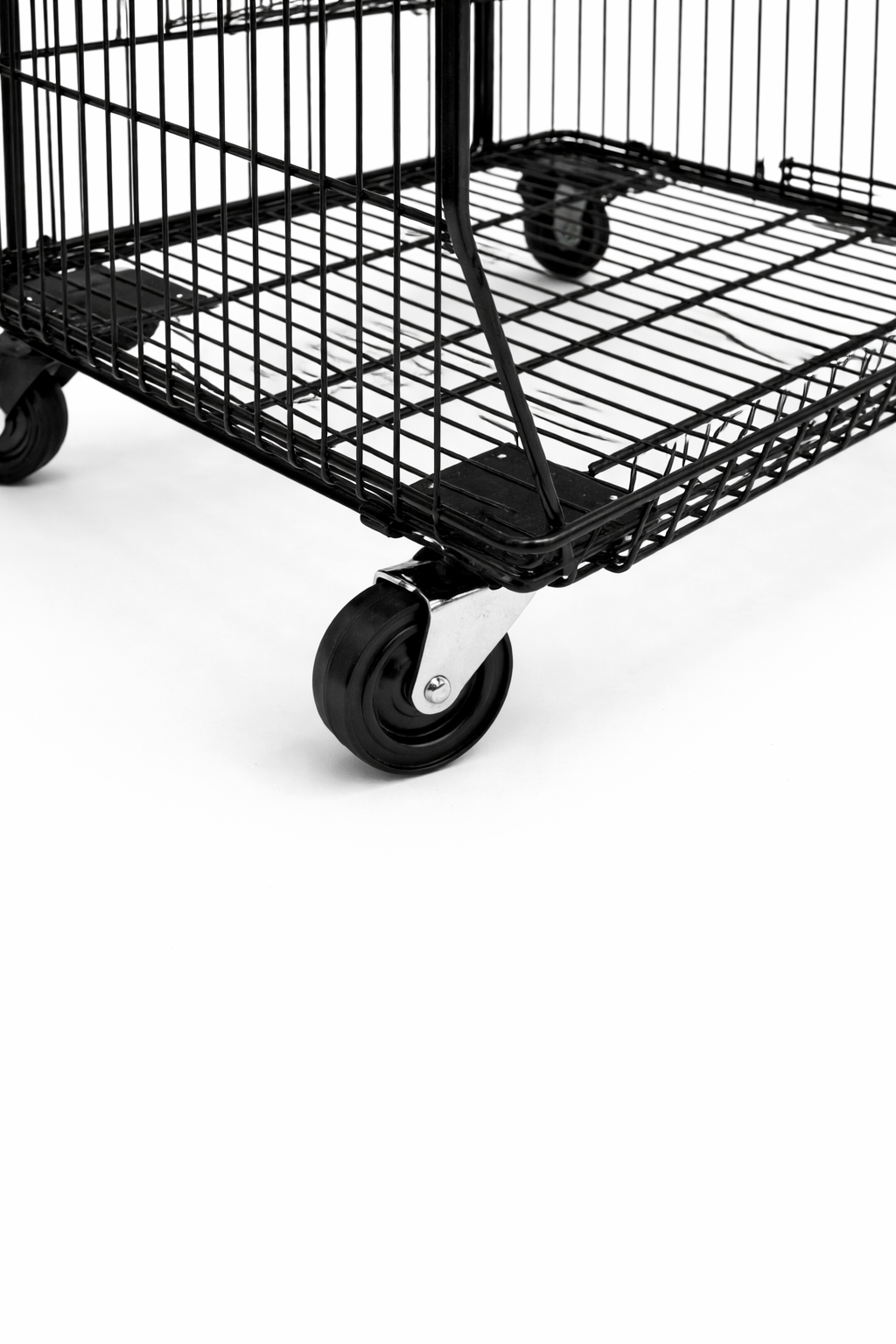 Pallet Of 100cm Stackable Baskets Black/White/Chrome Colour