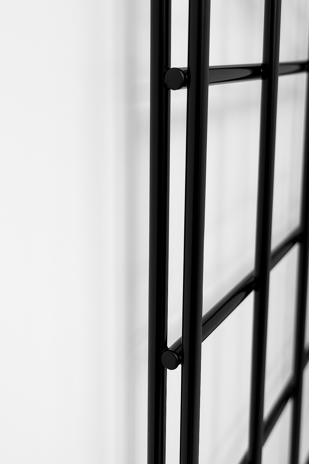 Black Corner Grid Mesh Display Unit – Heavy Duty