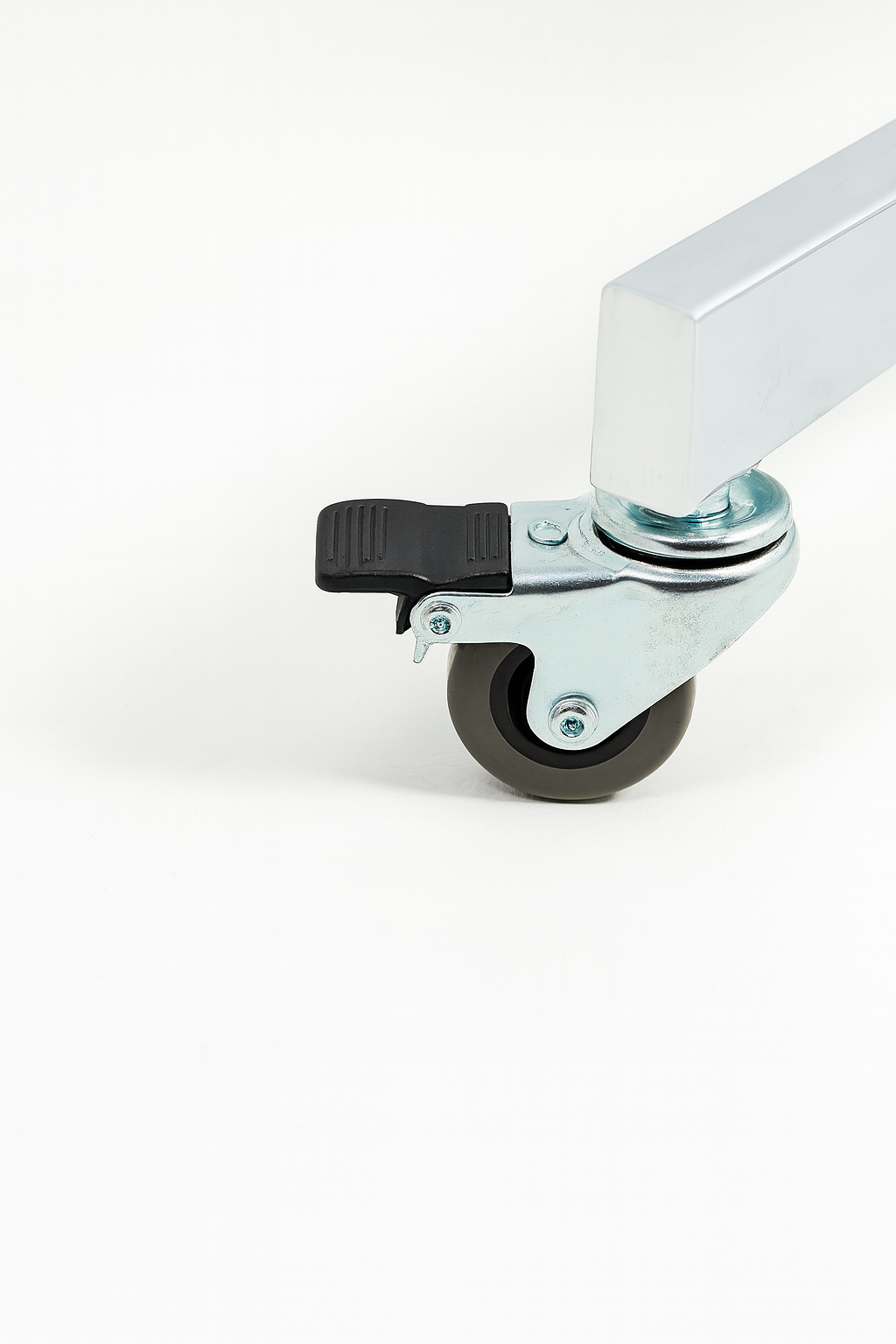 Chrome Two Tier Tie And Belt Rail With Wheels