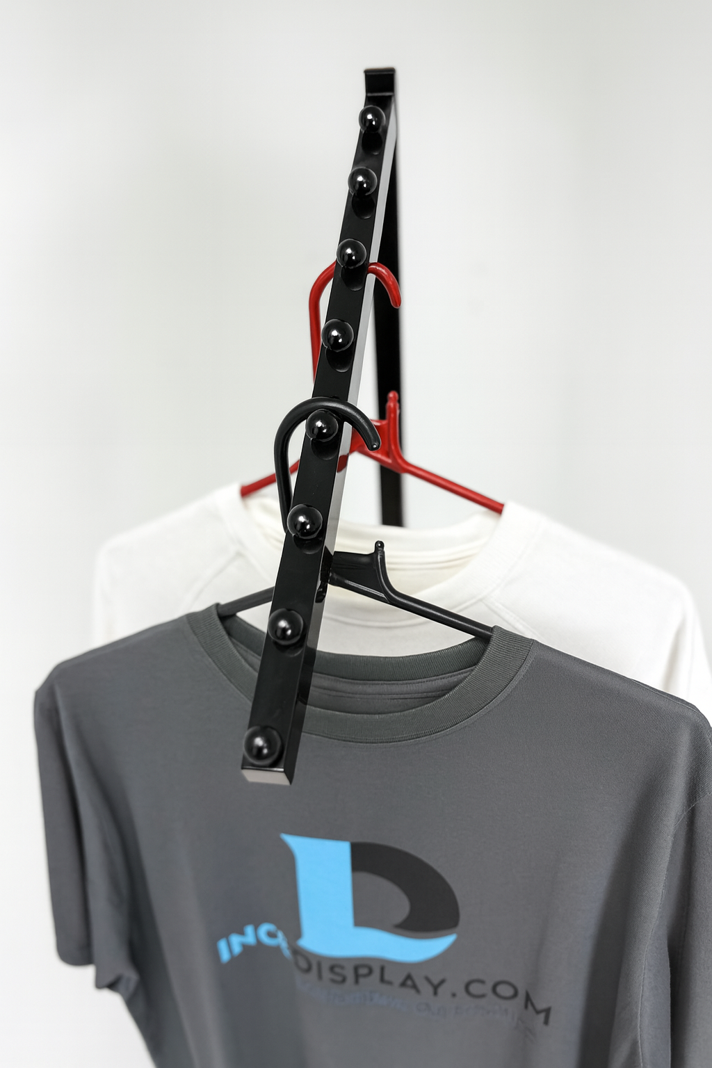 Heavy Duty 2-Way Sloping Arm Clothing Rail – Adjustable Black Retail Display Stand  with Castors & Brakes